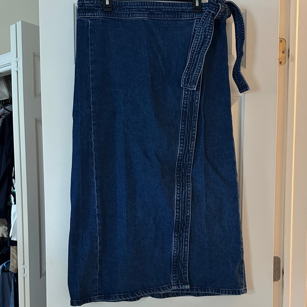 Ann Taylor Dark Blue Midi Skirt